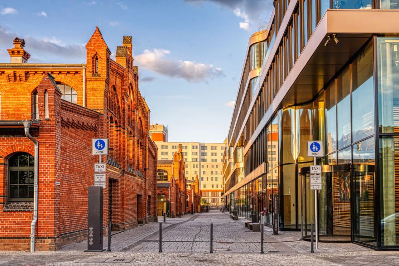 DSTRCT, Landsberger Allee 104, Berlin KlimaBau Volk